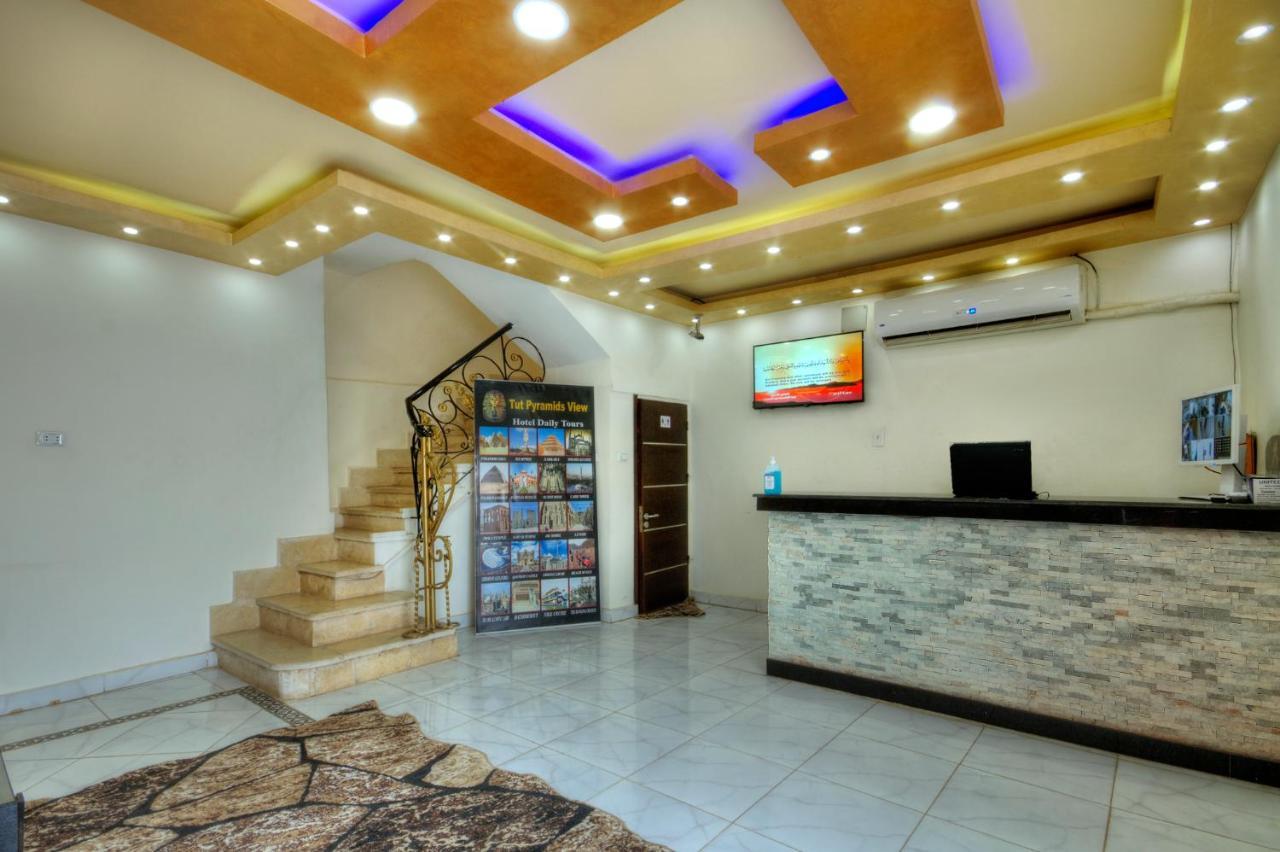 Tut Pyramids View Hotell Kafret el-Gabal Exteriör bild