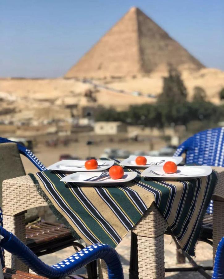 Tut Pyramids View Hotell Kafret el-Gabal Exteriör bild