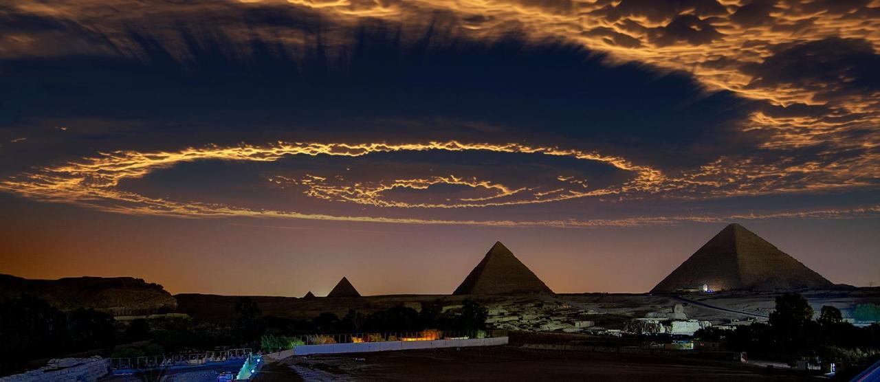Tut Pyramids View Hotell Kafret el-Gabal Exteriör bild
