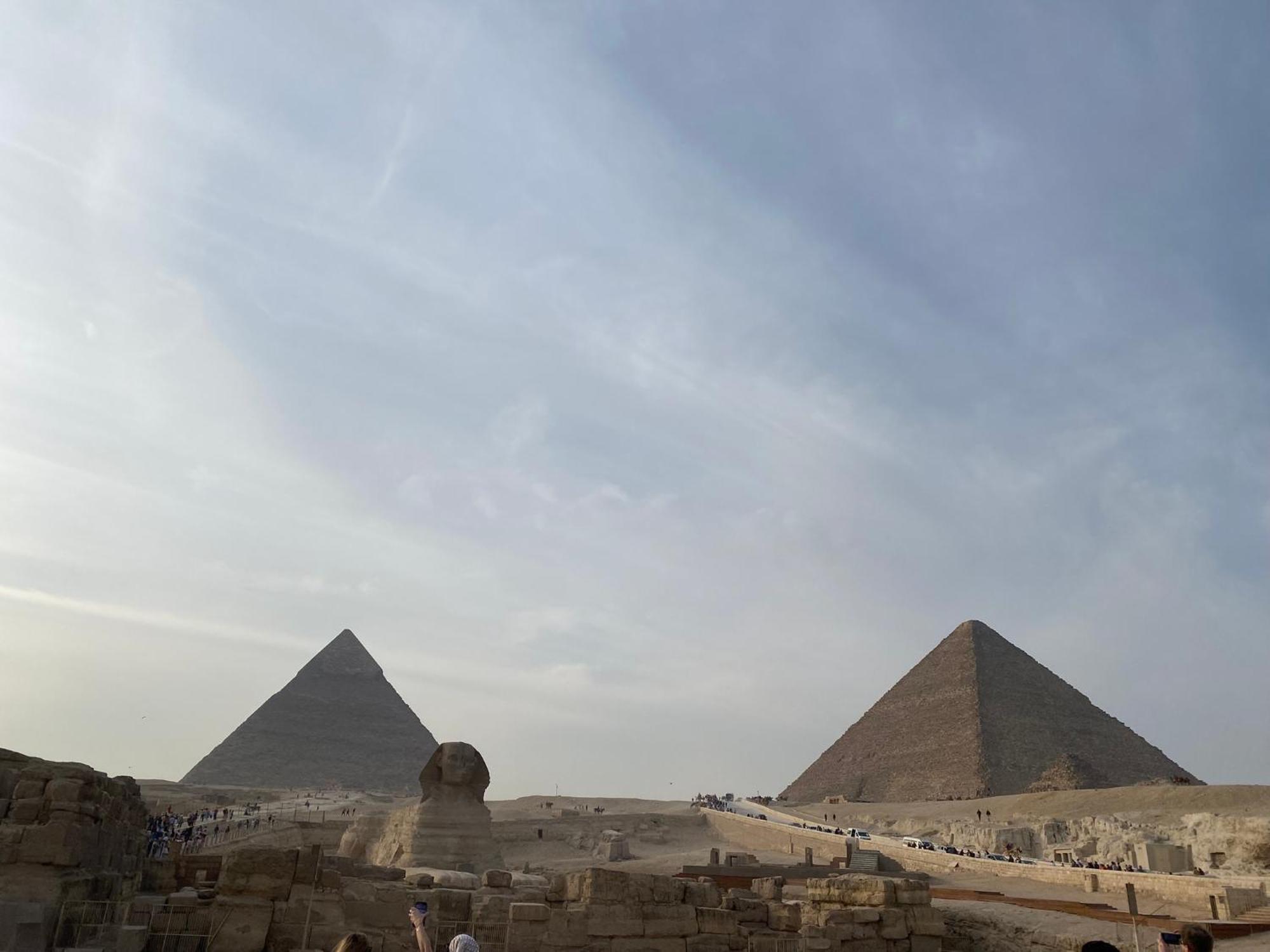 Tut Pyramids View Hotell Kafret el-Gabal Exteriör bild
